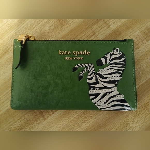 kate spade Handbags - DO NOT BUY SOLD Kate Spade Like NEW EXTREMELY RARE Kelly Green Zebra Snap Wallet